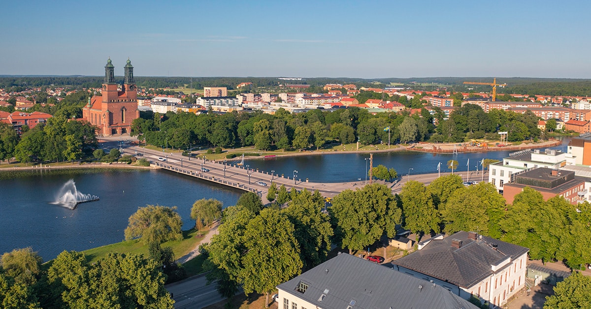 ADHD-utredning Eskilstuna – flygvy över Eskilstuna och Eskilstunaån